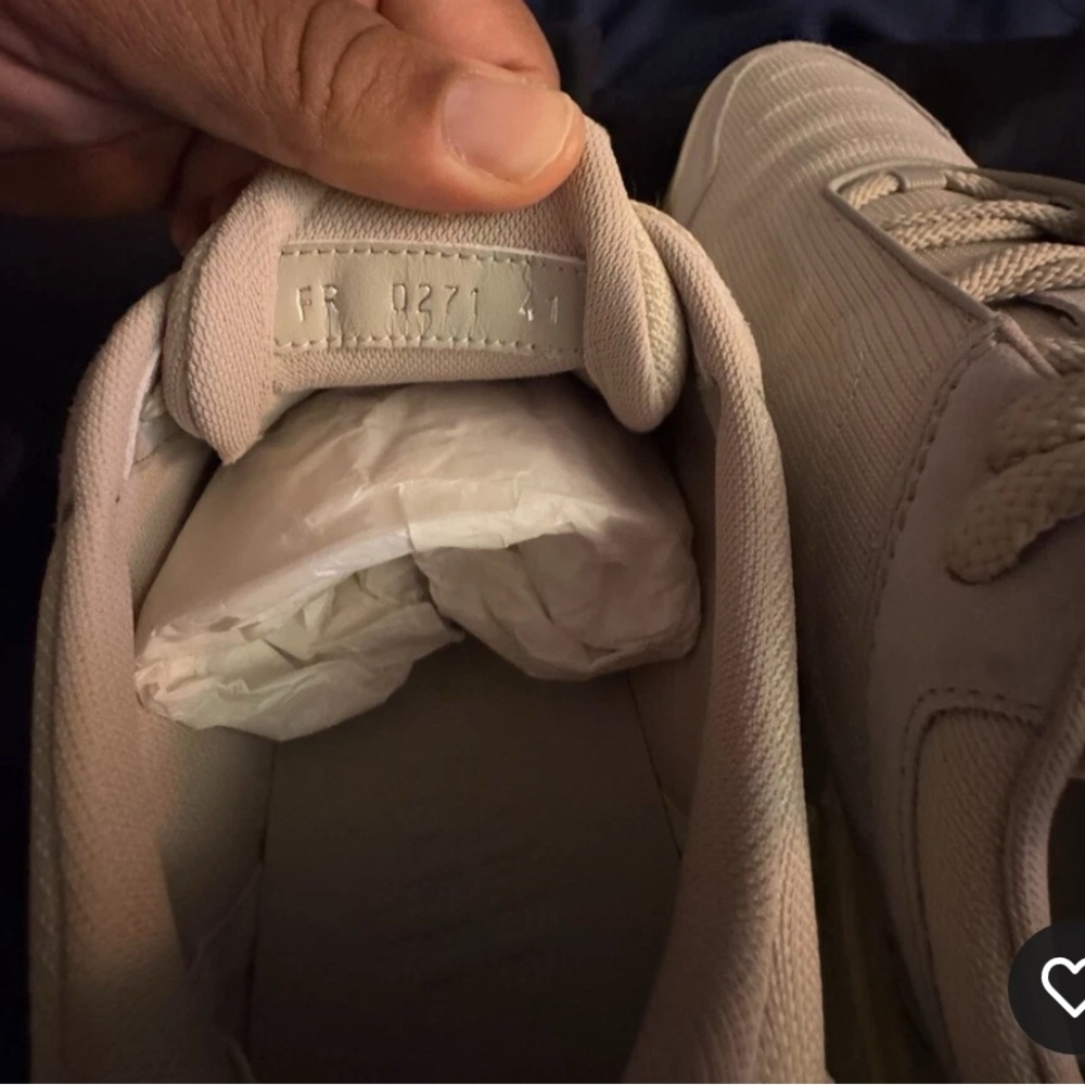 Givenchy GIV 1 Light Sneakers in Cream - Picture 3 of 9